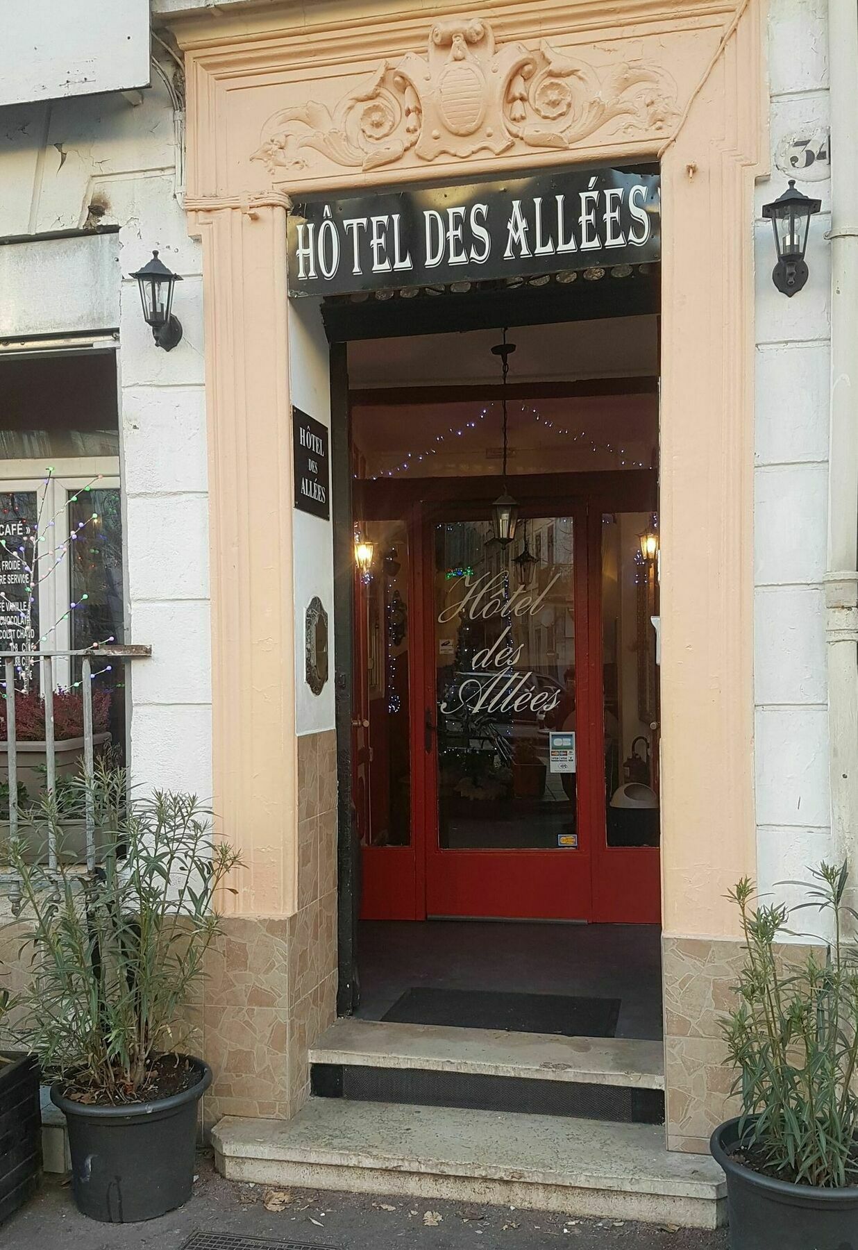 Hotel Des Allees Marseille Exterior photo
